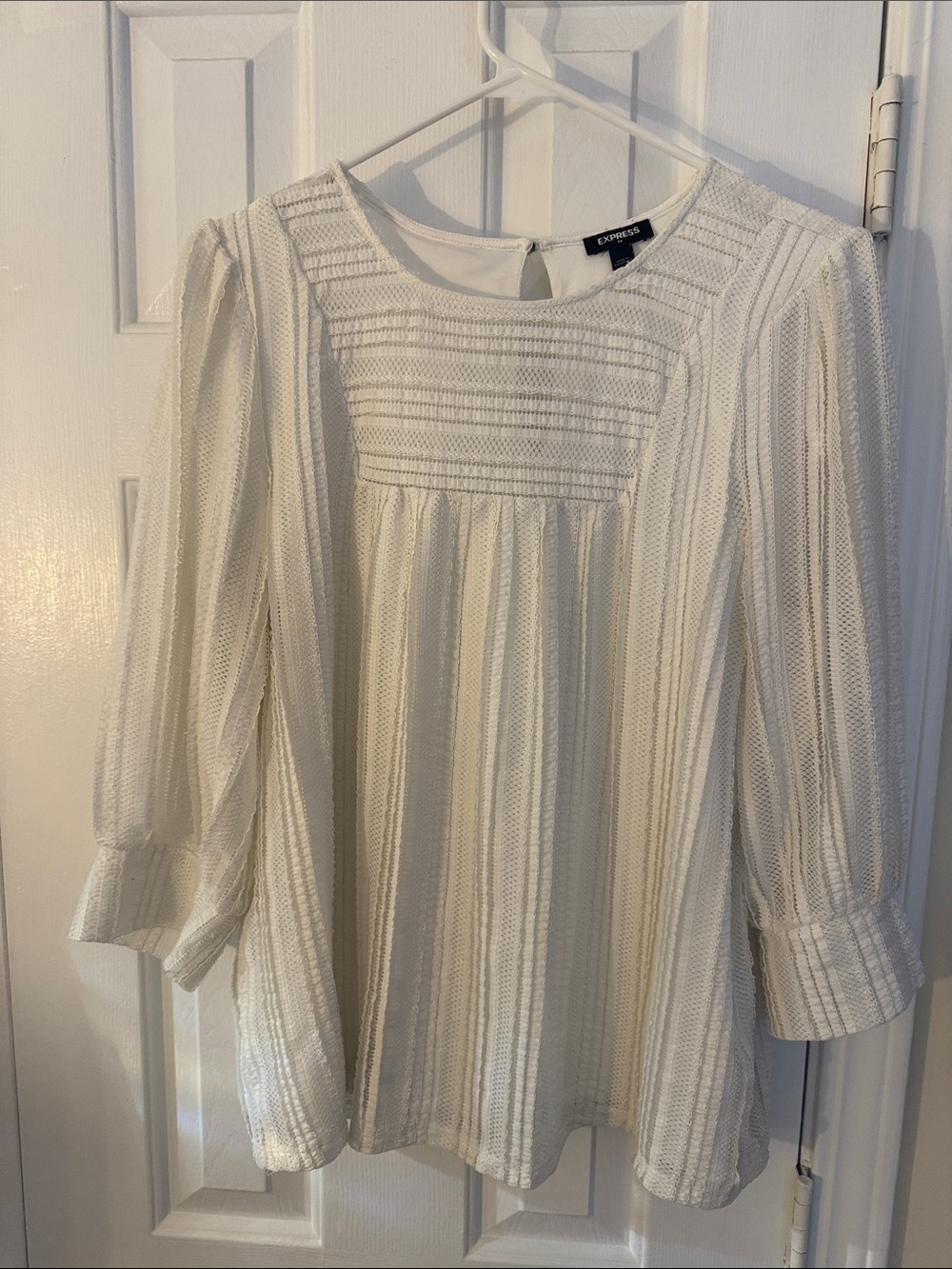 Express Women's Ivory Textured Long-Sleeve Blouse